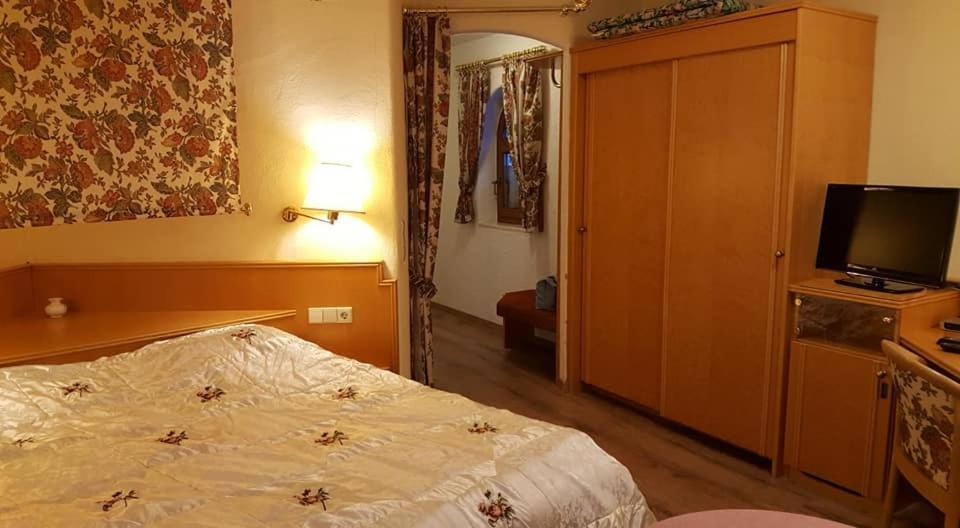 Oeko-Landhotel Basler Hof لاوترباخ المظهر الخارجي الصورة